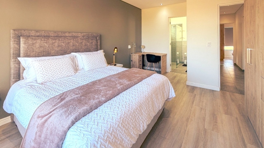 3 Bedroom Property for Sale in Mount Royal Golf Estate Western Cape